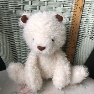 ISO jellycat polar bear snowy bear retired